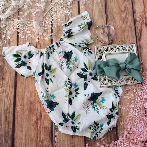 Boutique Baby Girl Romper & Head Wrap - Picture 2 of 4